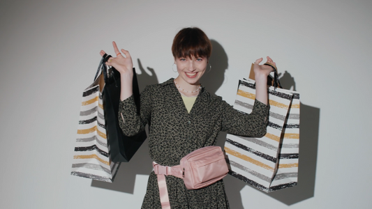 Why Neutral Tones Dominate Modern Accessories